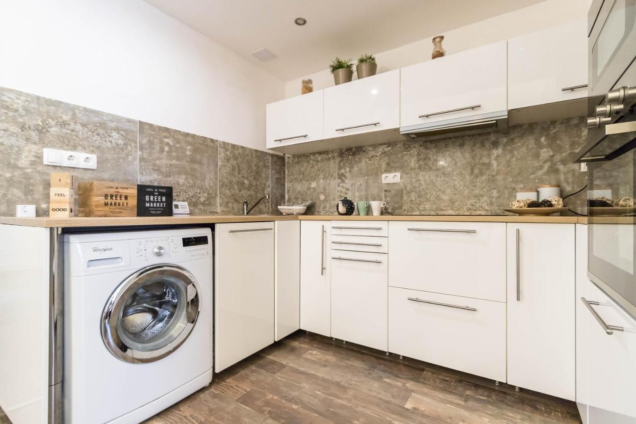 Katarina Blaha Square Apartamento Budapest