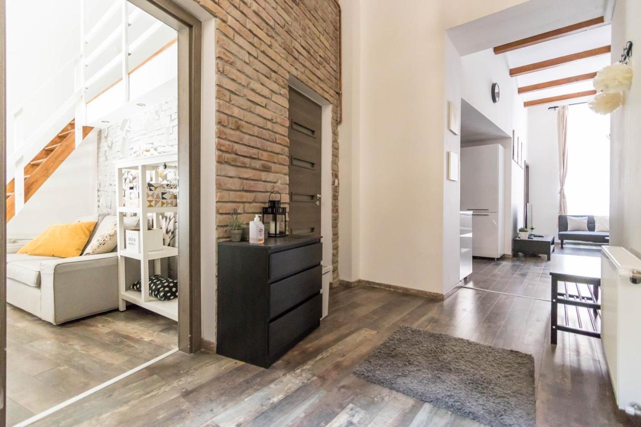 Katarina Blaha Square Apartamento *
